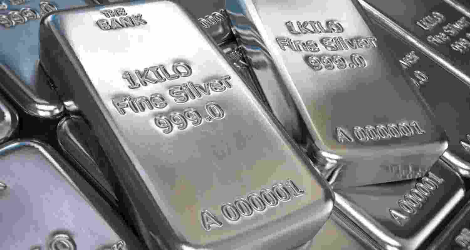 According to the All India Sarafa Association, the white metal had rallied ₹3,000 to ₹1,18,000 per kg on Tuesday