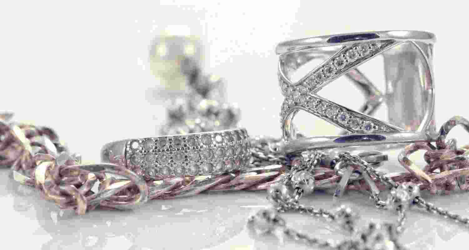 India has an FTA with ASEAN (Association of South-East Asian Nations), of which Thailand is also a member. The India-ASEAN free trade agreement on goods was signed in 2009