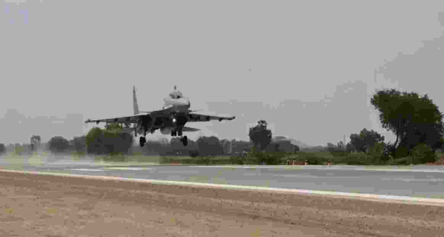 Ganga Expressway becomes 4th IAF airstrip in UP’s road corridor