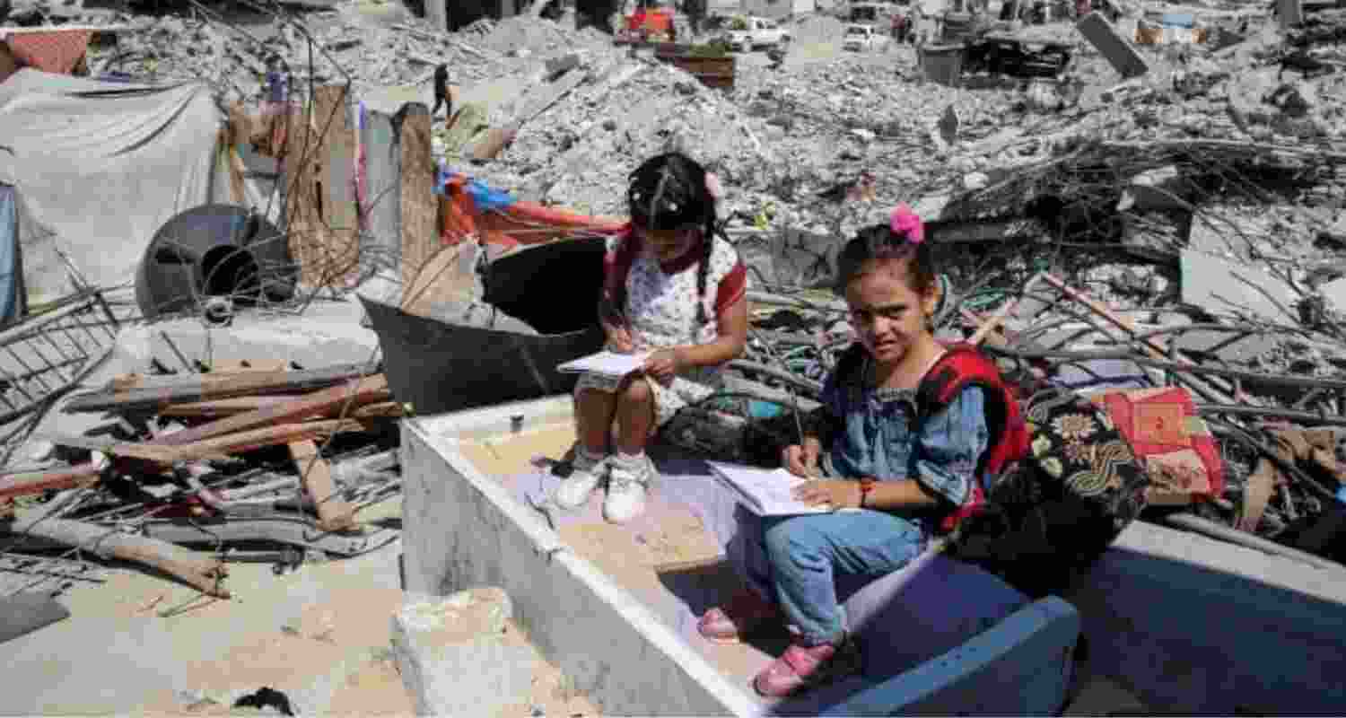 Local education officials, working with UNICEF and other aid groups, set up hundreds of learning spaces to try and provide education during the war.