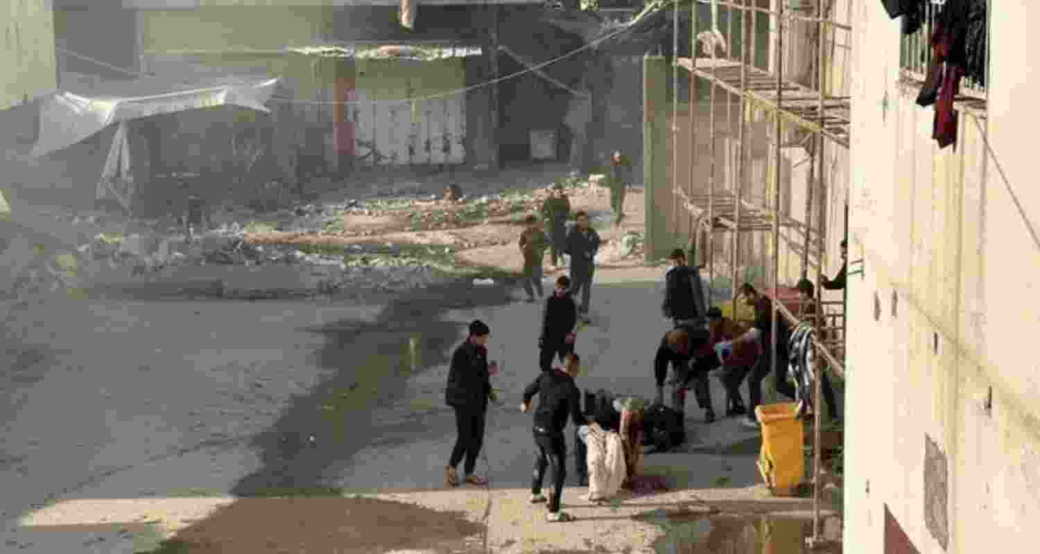 Israeli airstrikes in Gaza kill 20 people. 