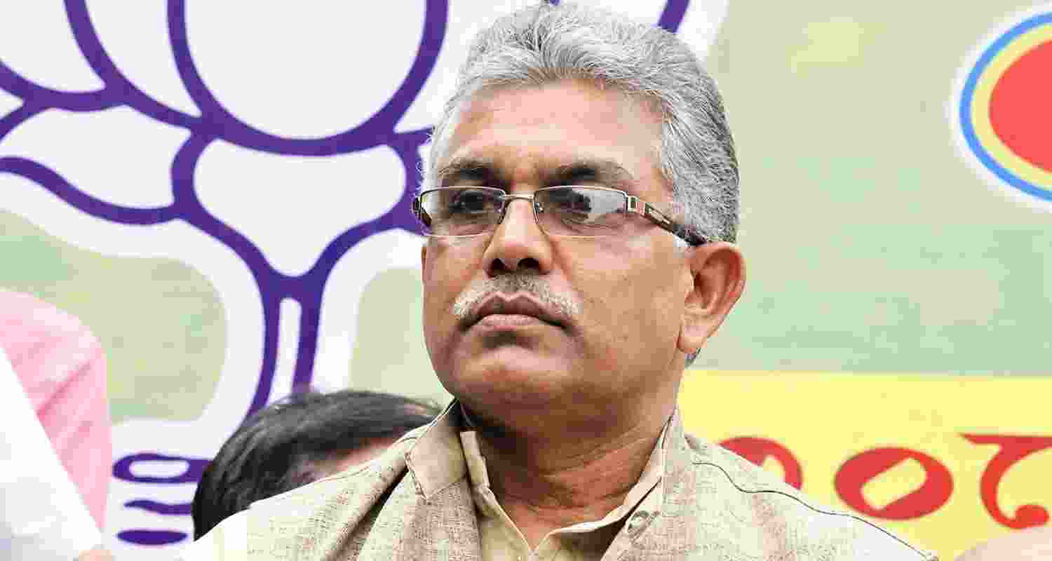 West Bengal plans to shift Gram Panchayat financial powers from Pradhans to Executive Assistants through a law aimed at improving transparency.