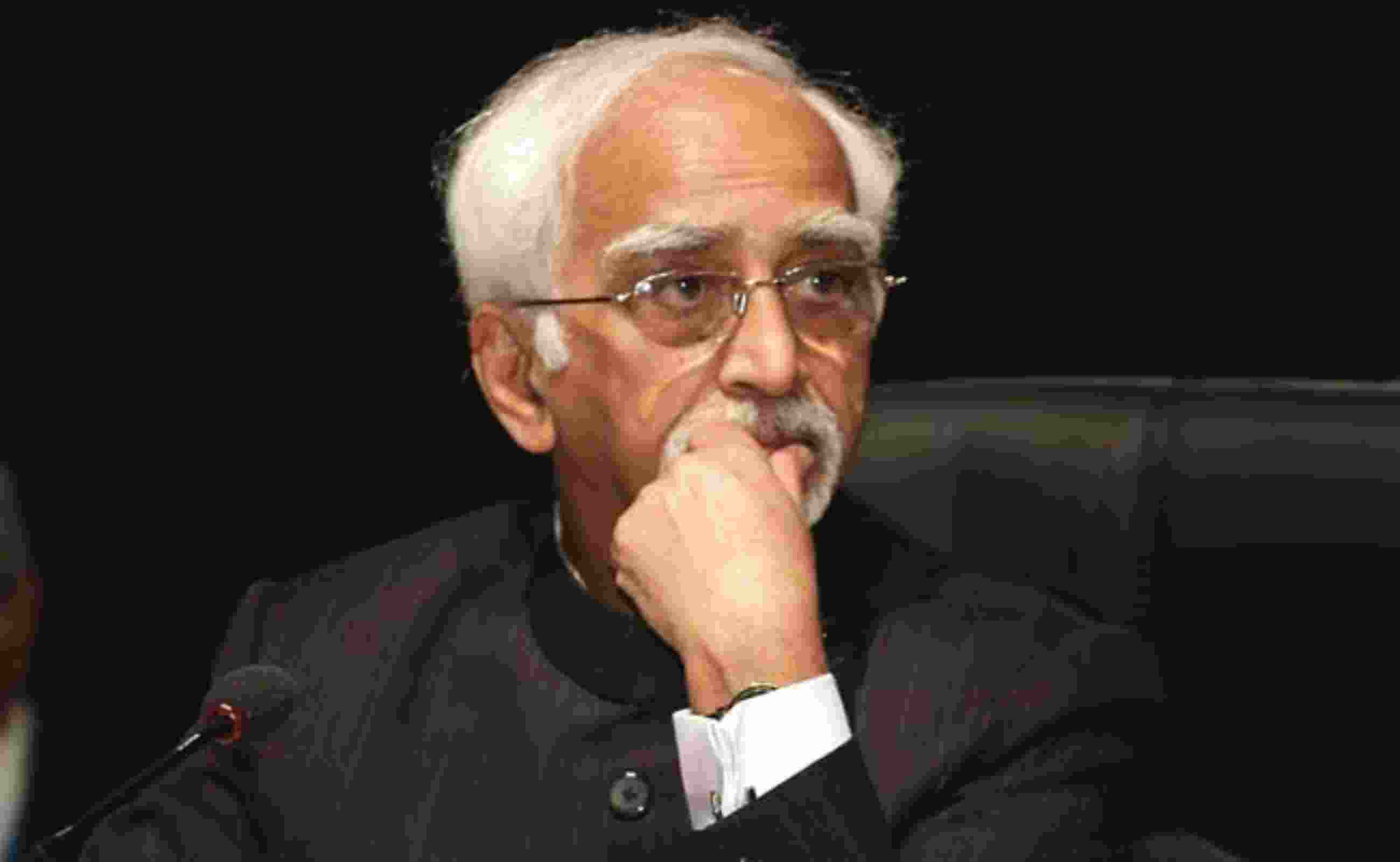 India's pol process depicts 'ideological decadence' :Hamid Ansari