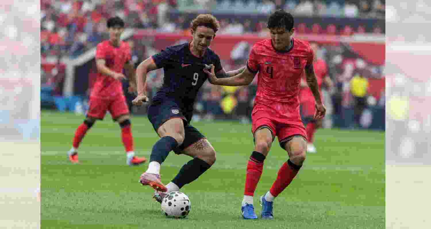 South Korea's Son Heung-min, center, celebrates his goal with team mates during a friendly soccer match against United States at Sport Illustrator Stadium on Saturday.