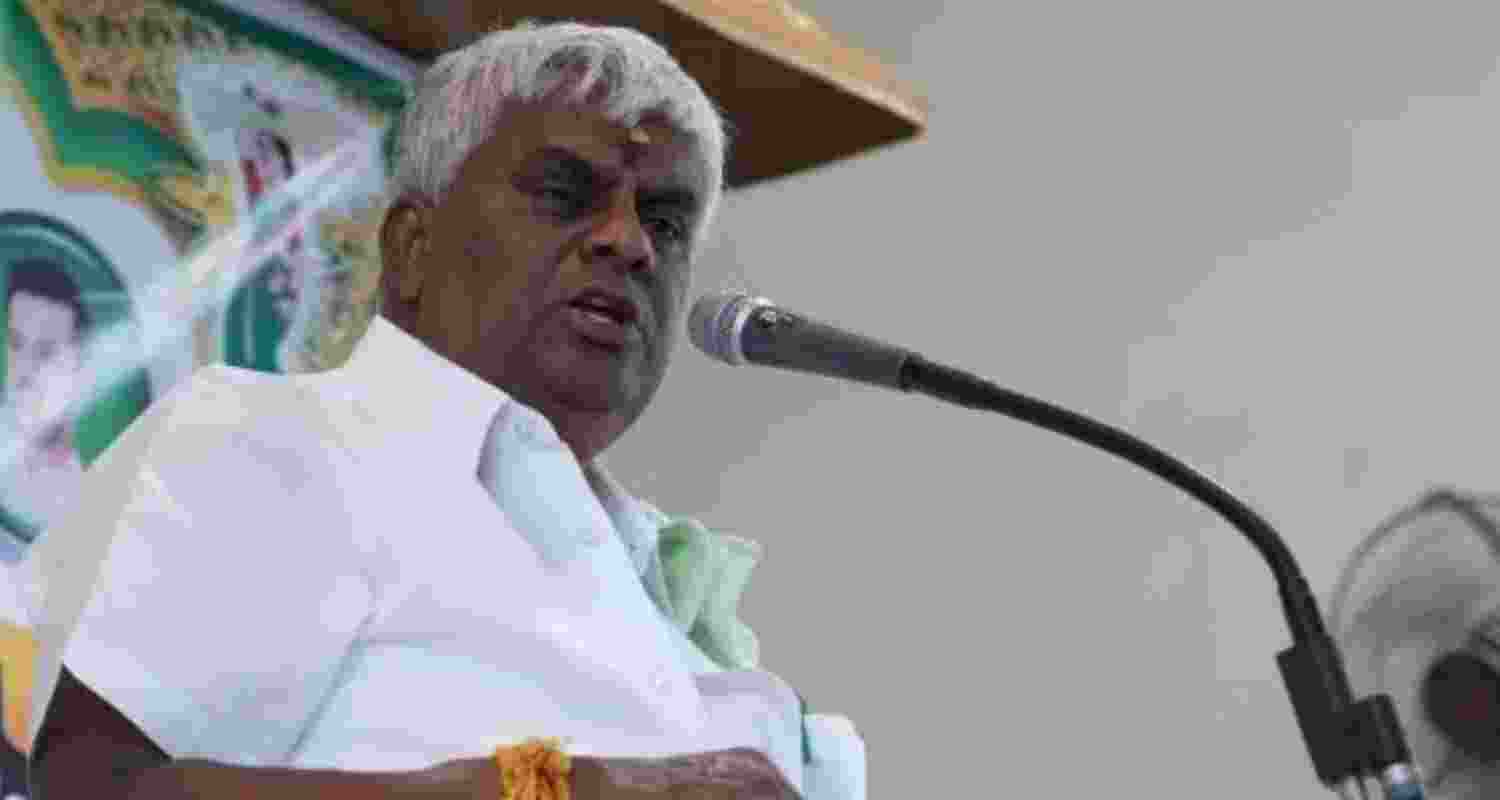 Sathish Babanna in police custody.