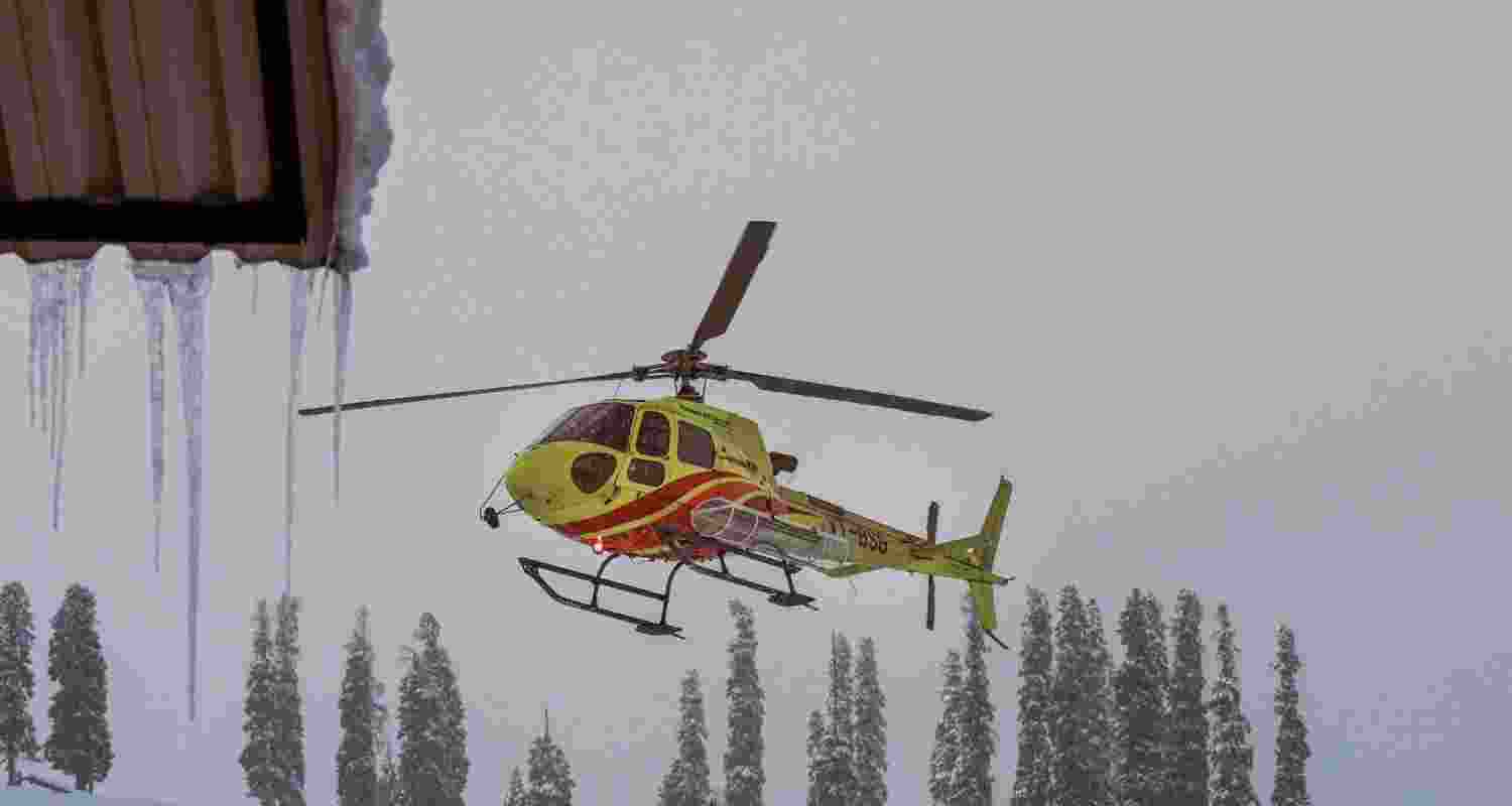 Russian skier dead, 6 rescued from Gulmarg avalanche