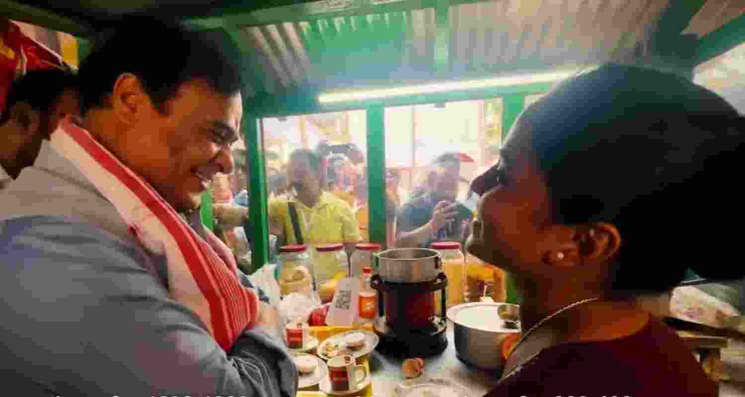 Assam Chief Minister Himanta Biswa Sarma visiting the tea stall in Jakhalabanda, Nagaon district, run by Hemaprabha Biswas.