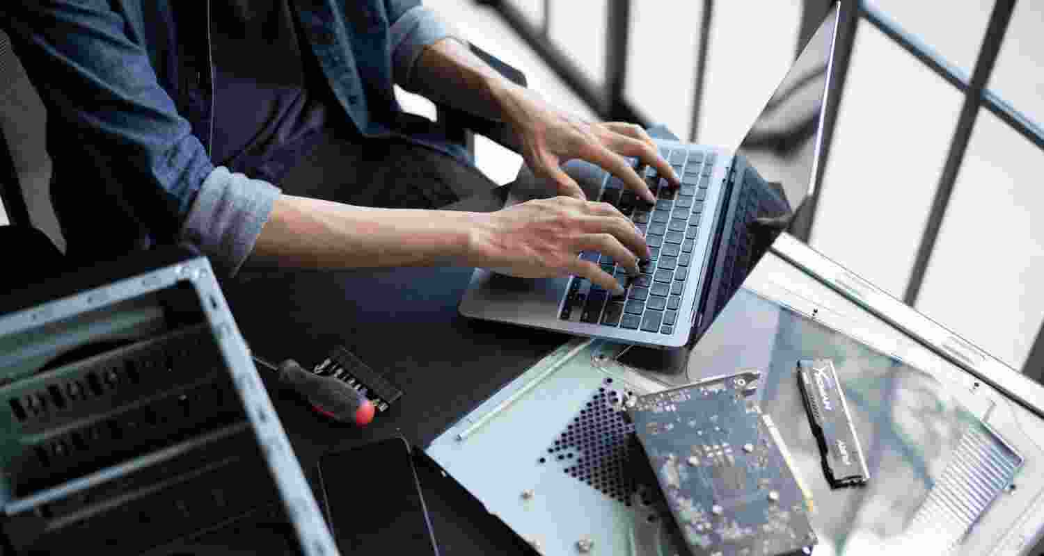Temporary festive hiring in India's retail, e-commerce and logistics sectors is expected to rise 15-20% in 2026, led by South and West India.