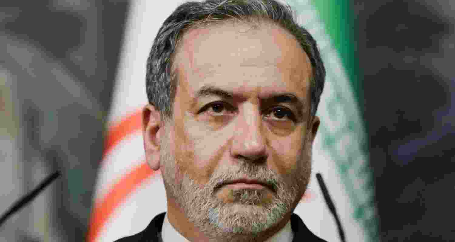 Iran sends stern warning to Bahrain over regulation of Hormuz