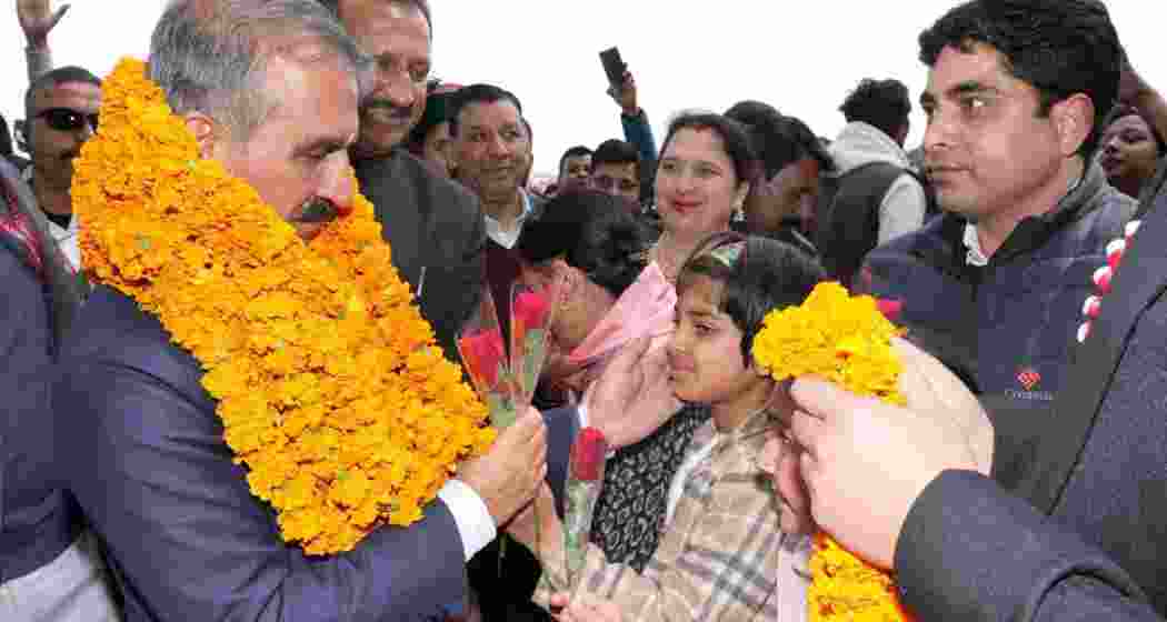 Building a self-reliant Himachal amid challenges: CM