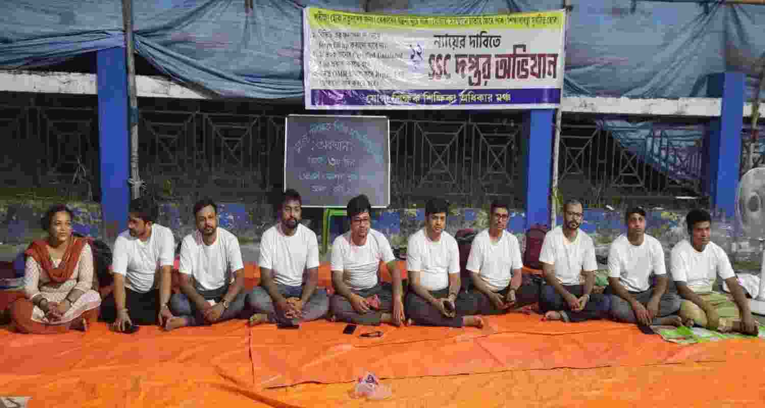 Unemployed teachers launch indefinite hunger strike in Kolkata 