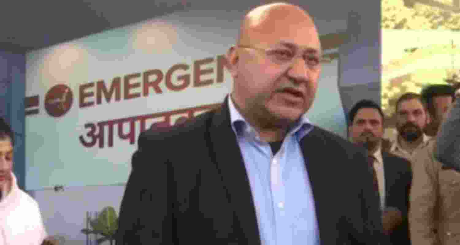 DDCA Director Commends BCCI's Recognition of Groundsmen. Image X.