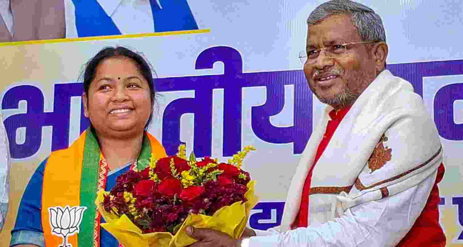 Geeta Koda Vows To Tackle Unemployment In Jagannathpur Elections.