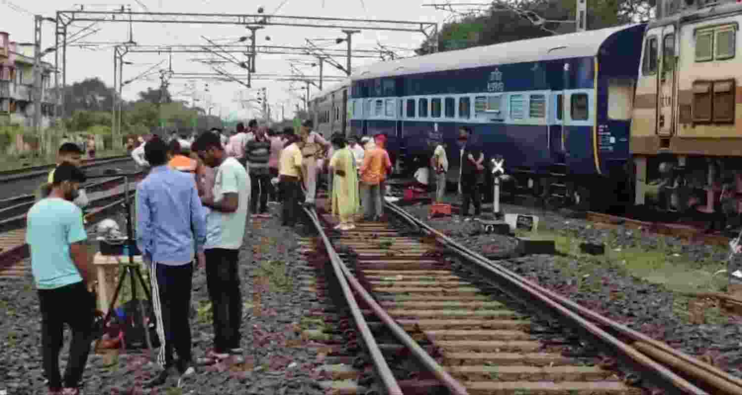 Indore-Jabalpur Express derails; no injuries reported