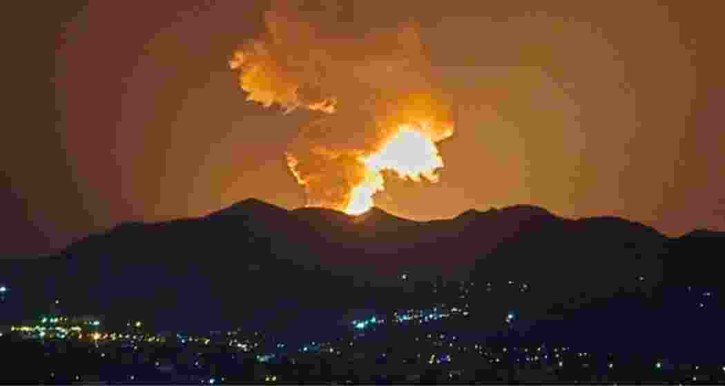 Smoke rises over Tehran as Israeli air strikes hit oil depots. Iran fired missiles in response, escalating a six-day war that has drawn global concern and U.S. warnings.