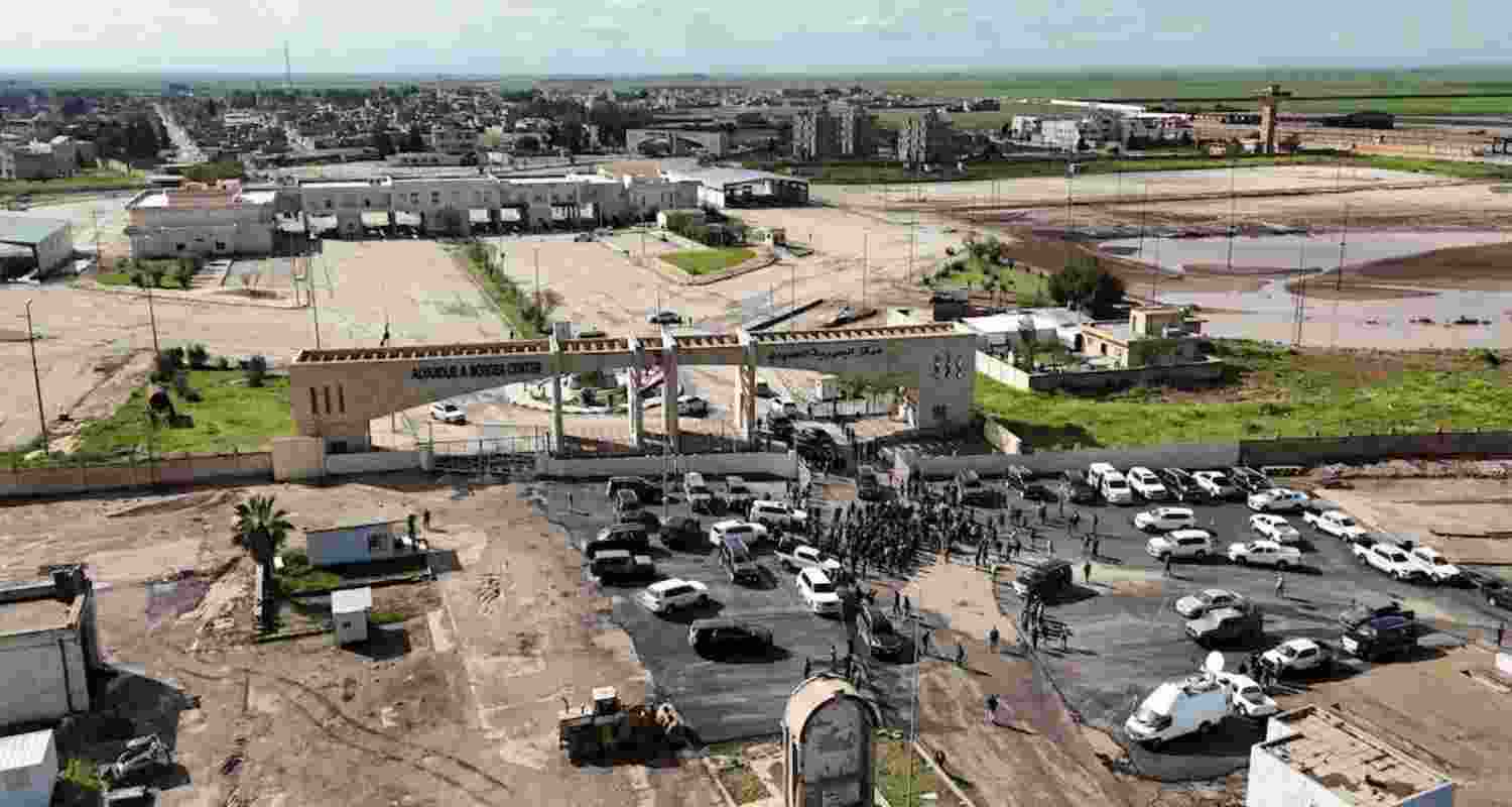 Iraq-Syria Rabia-Yarubiyah crossing reopens after over a decade. 