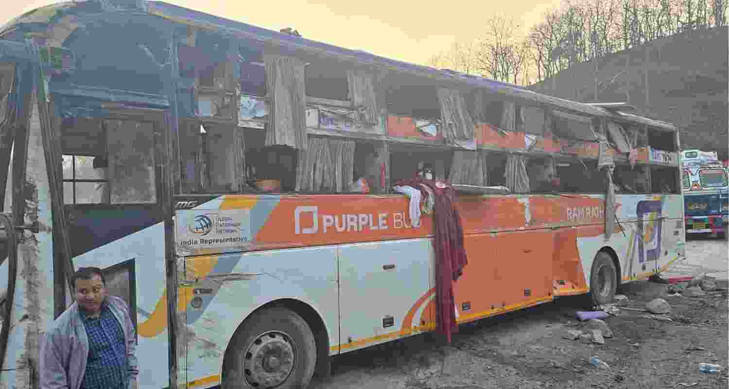 3 dead, 25 injured as bus overturns in Jabalpur, MP