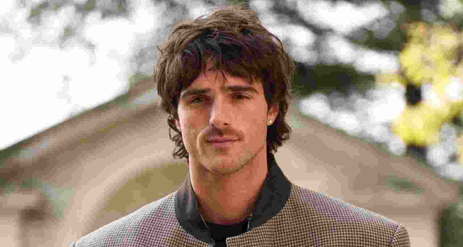 Jacob Elordi’s mother warned him against Guillermo del Toro