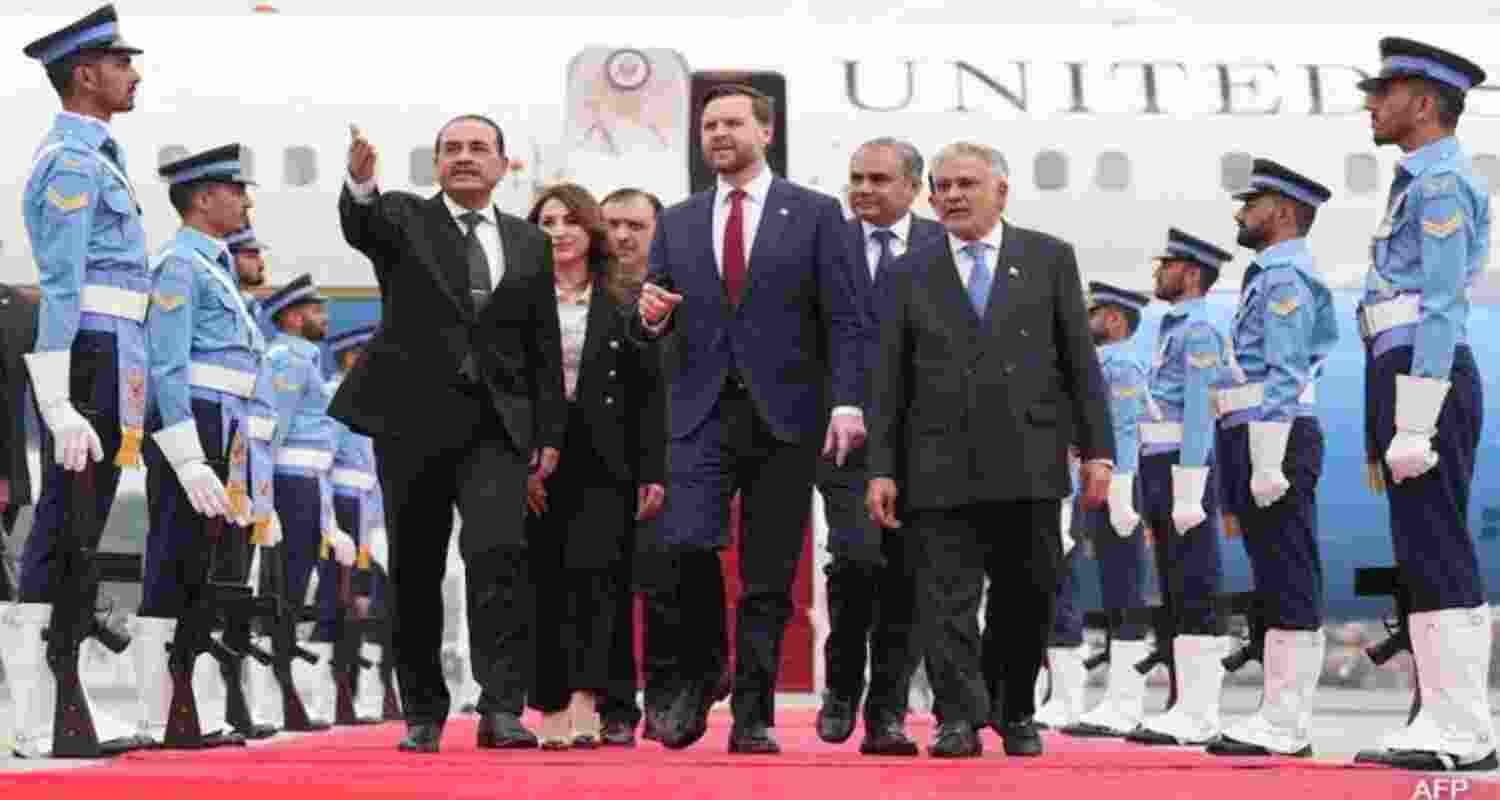 The American delegation, according to Pakistani sources, is a heavyweight team featuring Vice President JD Vance alongside special envoy Steve Witkoff and adviser Jared Kushner. 