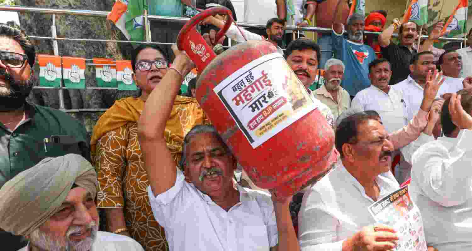 J&K Congress staged a protest in Jammu against rising prices of fuel, LPG and essential commodities, blaming the Centre over inflation.