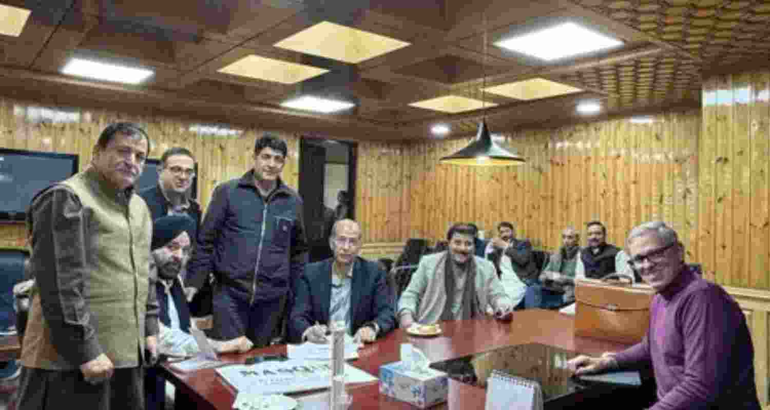 NC-led mega alliance to sweep RS polls in J&K: Sources NC-led mega alliance to sweep RS polls in J&K: Sources