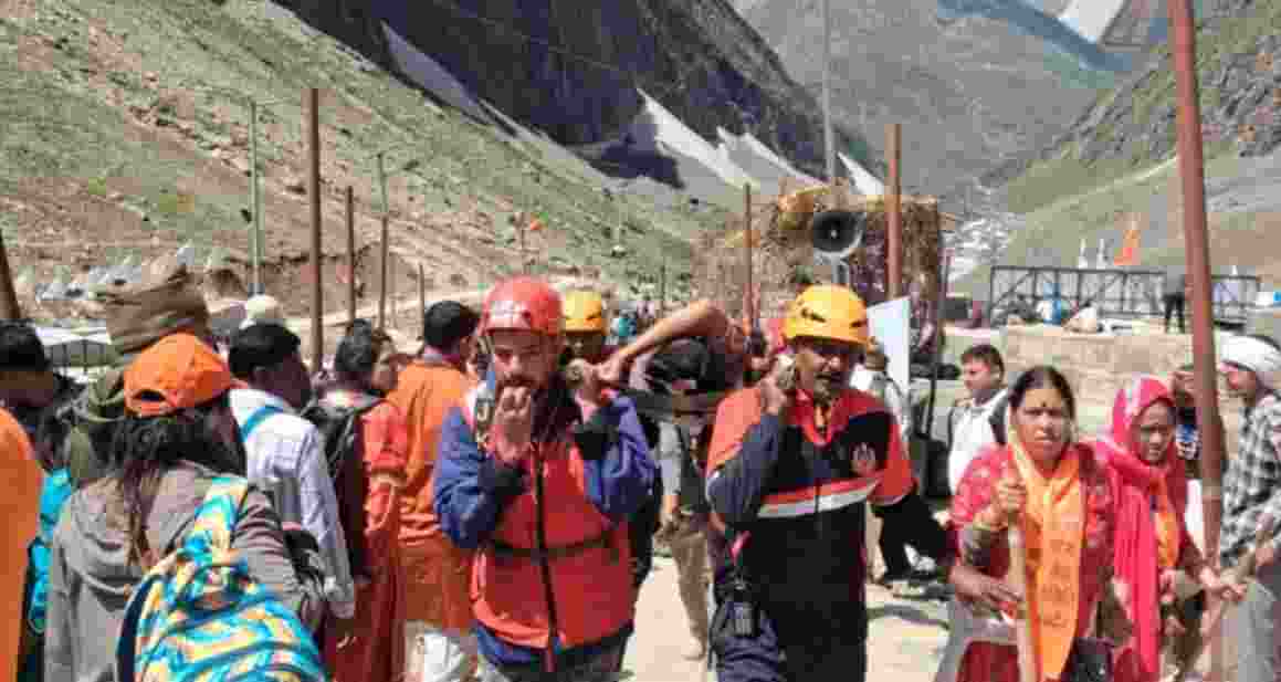 Over 1K Amarnath pilgrims leave Jammu for Baltal 