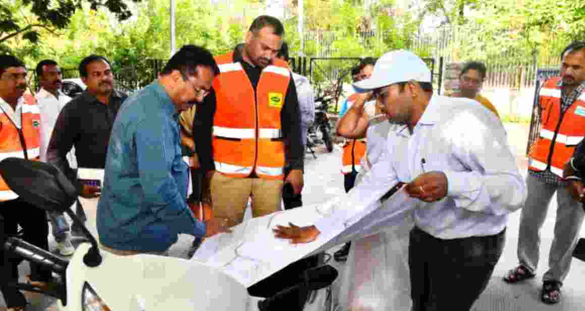 GHMC bans unlicensed pets from KBR Park