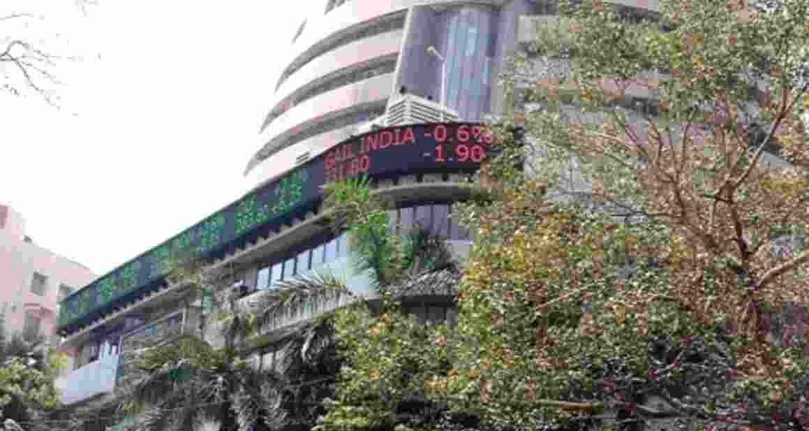 Sensex crashes 1,500 pts; Nifty down 462 pts in early trade