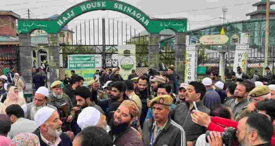 431 J-K pilgrims set off for Hajj