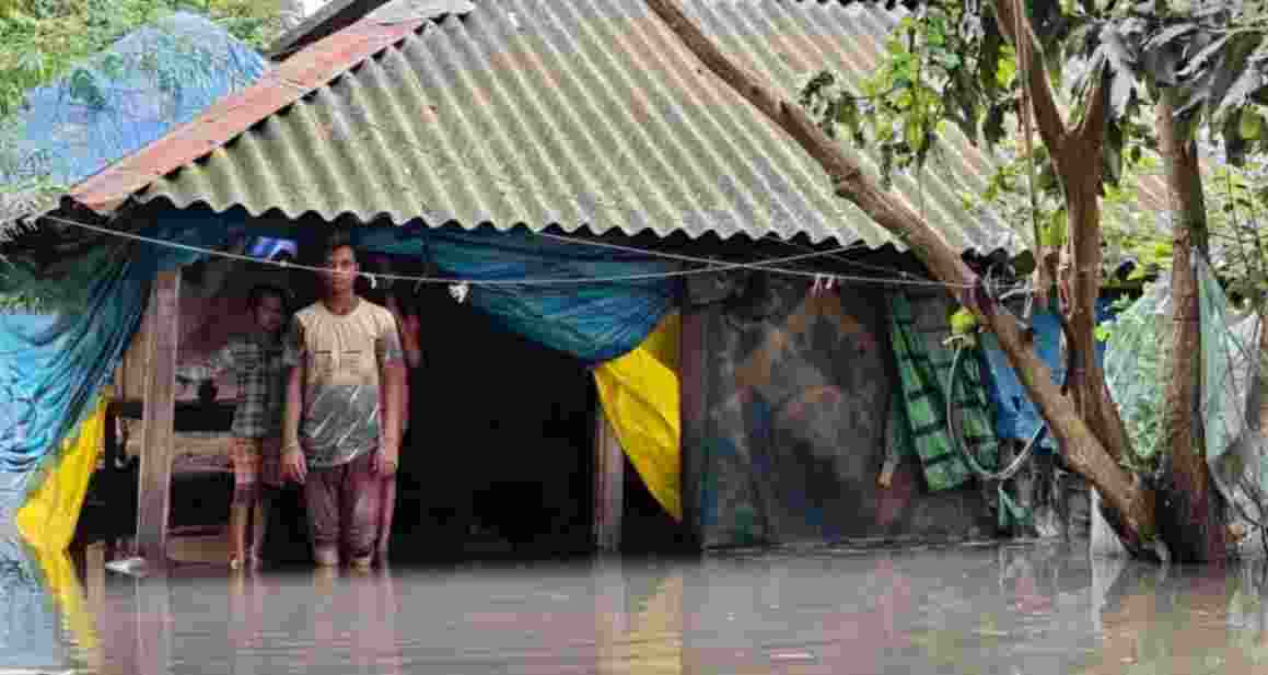 Flood threat in 3 districts of Odisha; govt starts evacuation 