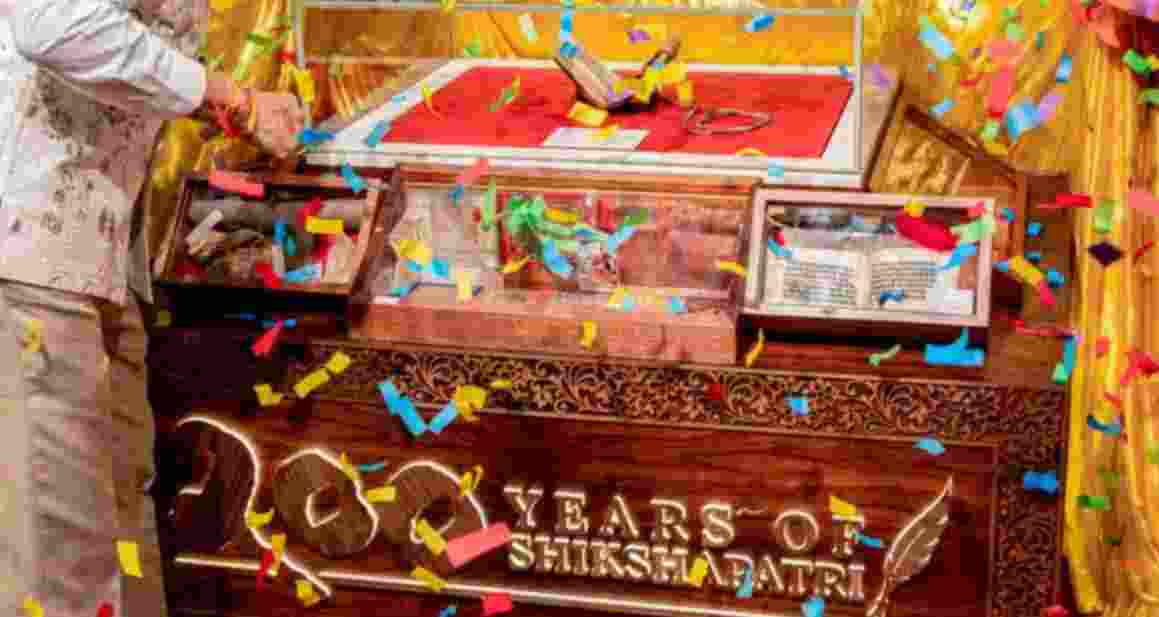 Oxford Library celebrates ‘Shikshapatri’ bicentenary with UK tour