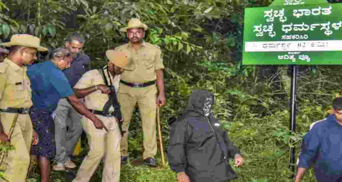 SIT conducts spot mahazar with complainant in Dharmasthala case