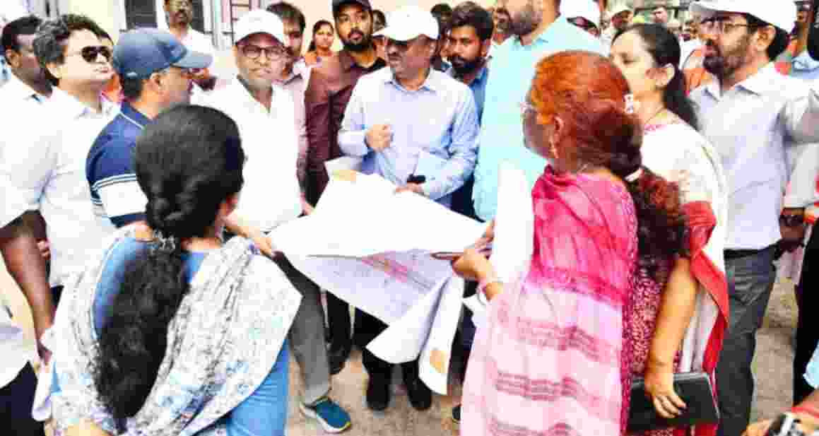 Telangana CS reviews key infra projects in city