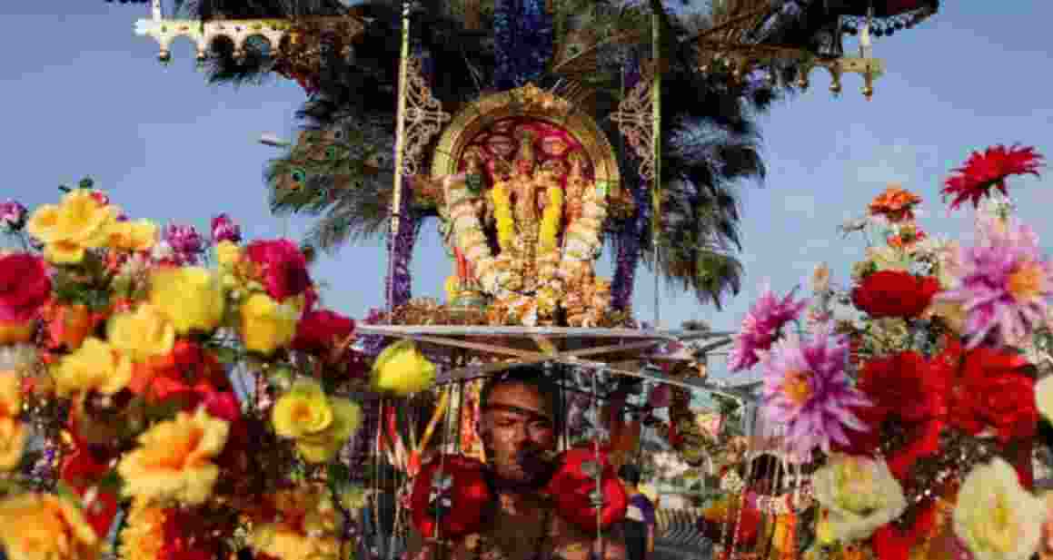 16,000 Tamil Hindus celebrate Thaipusam in Singapore