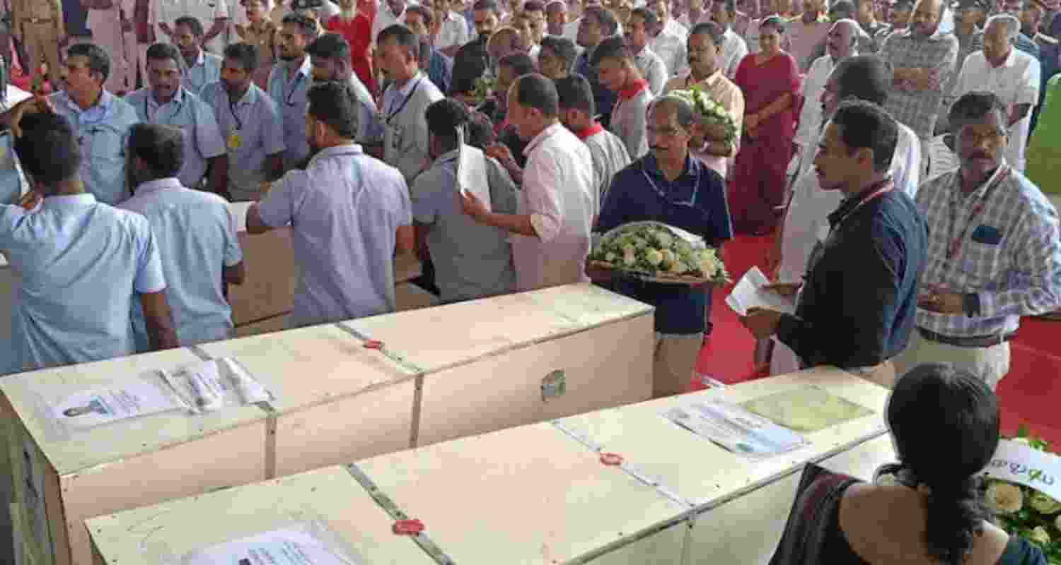 Kuwait to give USD 15K compensation to kin of Mangaf fire victims
