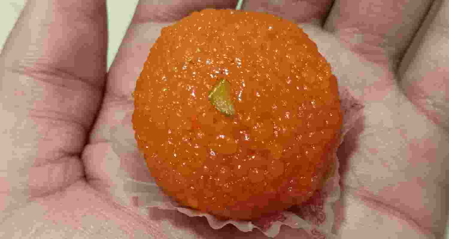 Upset for getting 1 laddoo, man files complaint with CM helpline