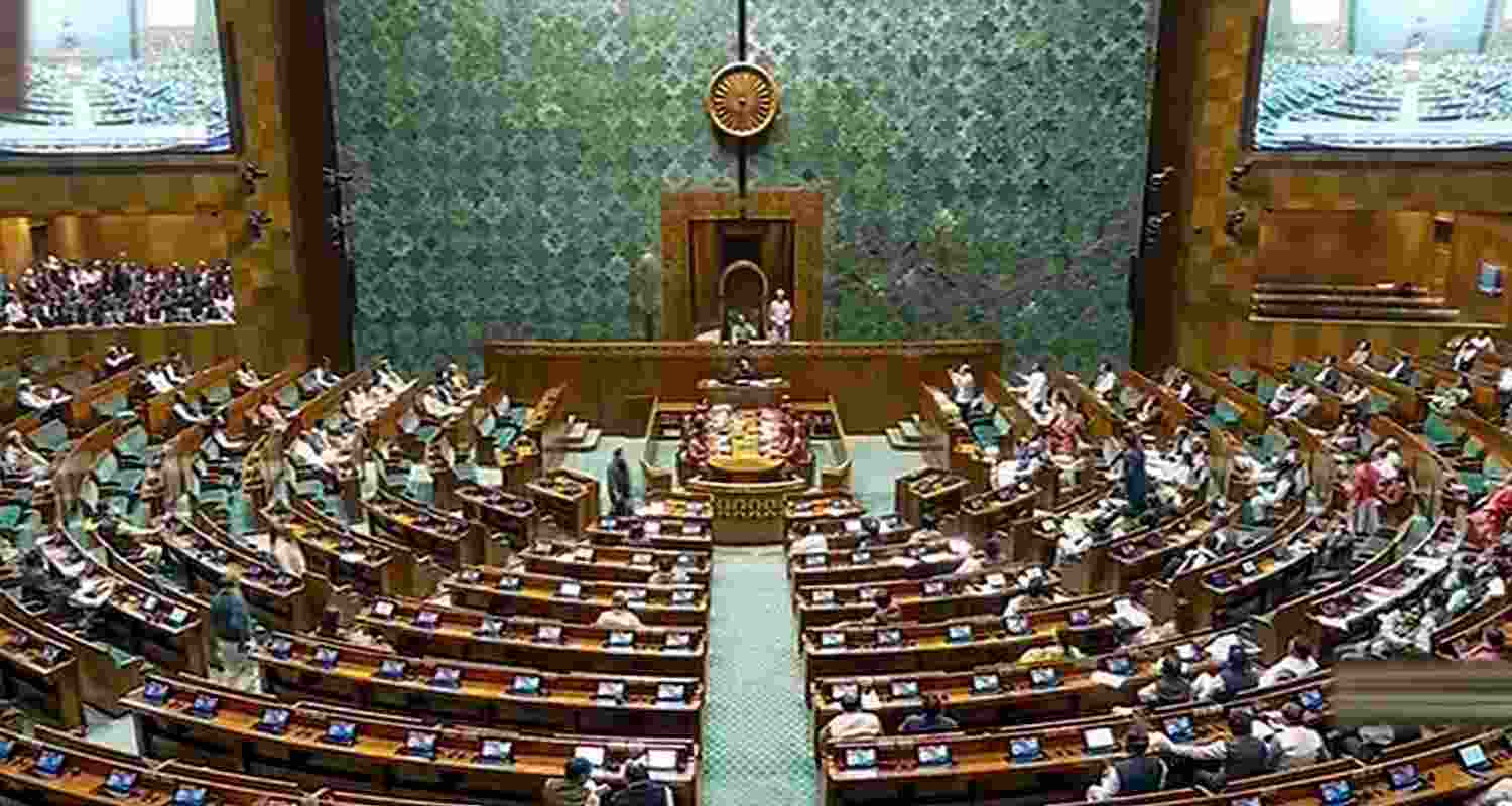 Lok Sabha passes Coastal Shipping Bill