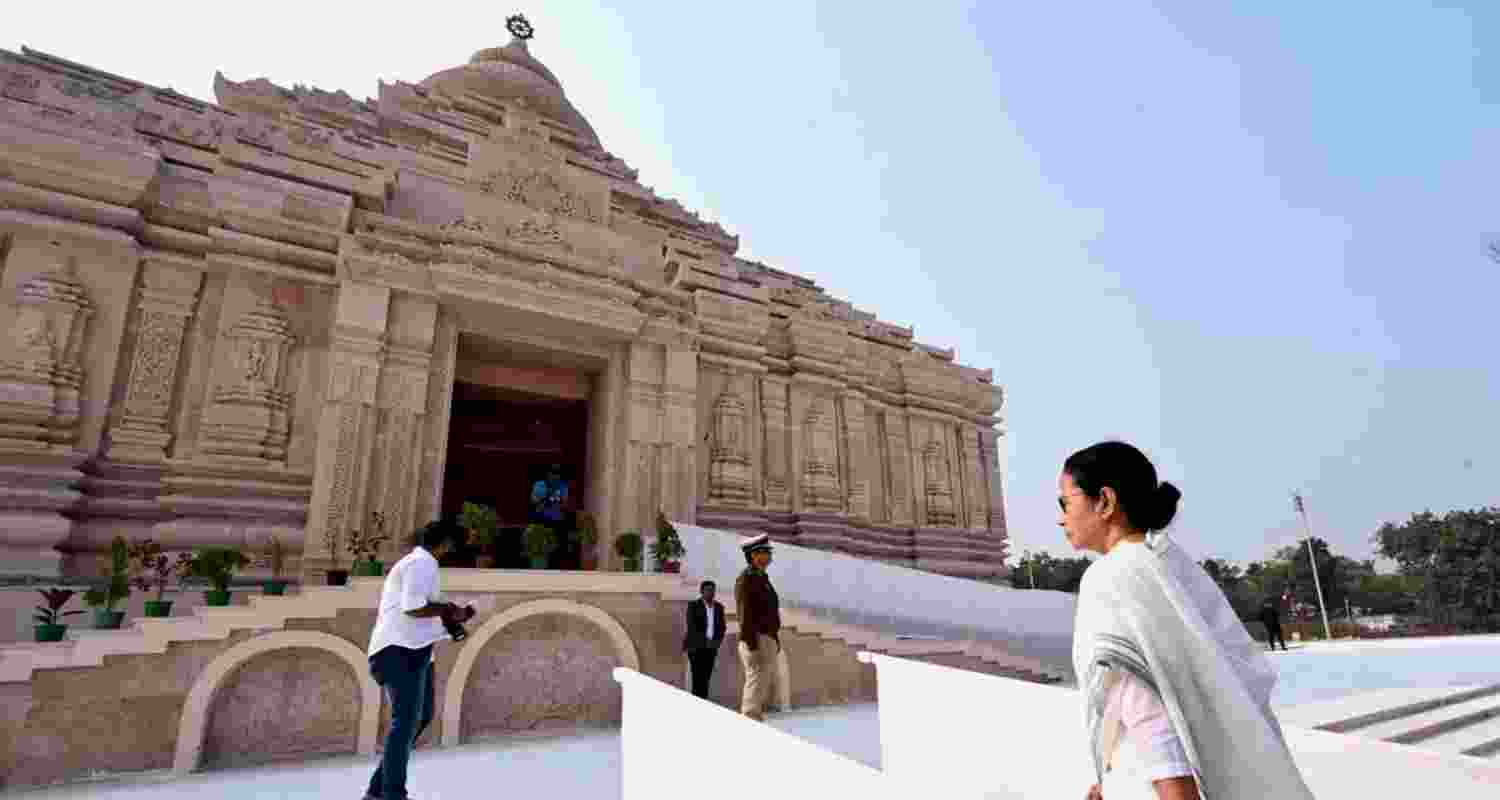 West Bengal Chief Minister Mamata Banerjee visited the construction site of the Jagannath temple in Digha.