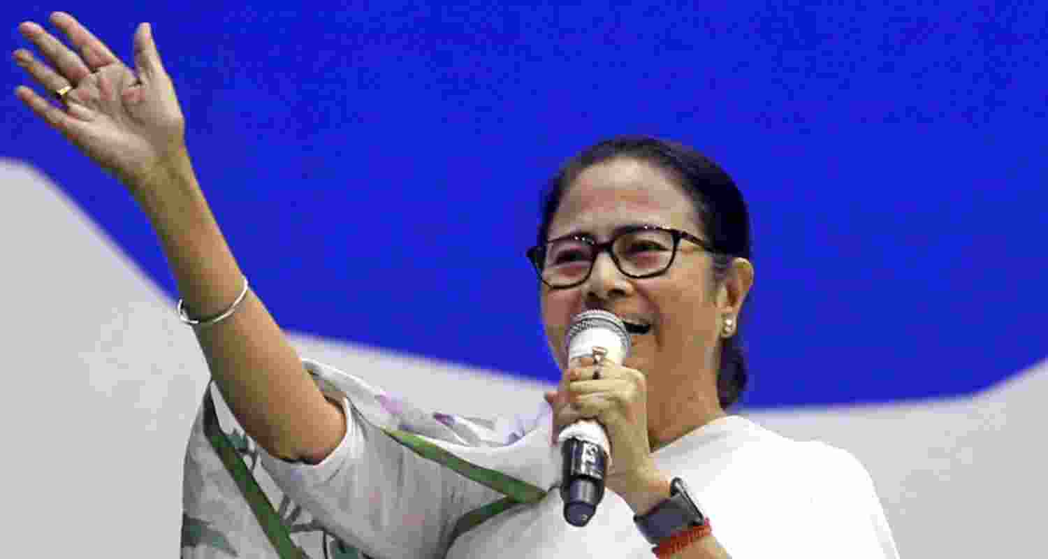 West Bengal govt effects bureaucratic reshuffle