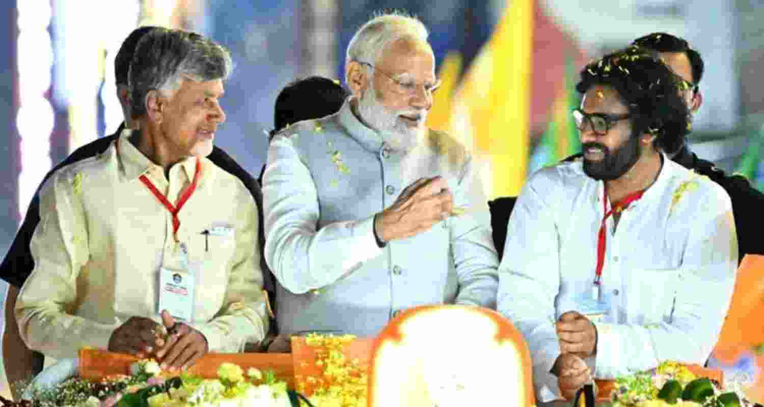 (From left to right) Andhra Pradesh CM N Chandrababu Naidu, Prime Minister Narendra Modi and Jana Sana chief Pawan Kalyan - file image.   
