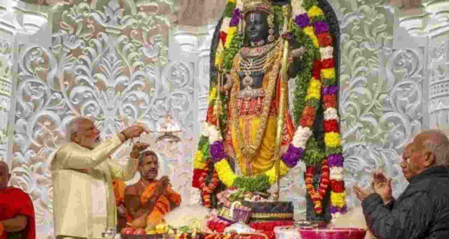 Prime Minister Narendra Modi offers prayers at Ram Temple in Ayodhya. Prime Minister Narendra Modi offers prayers at Ram Temple in Ayodhya.