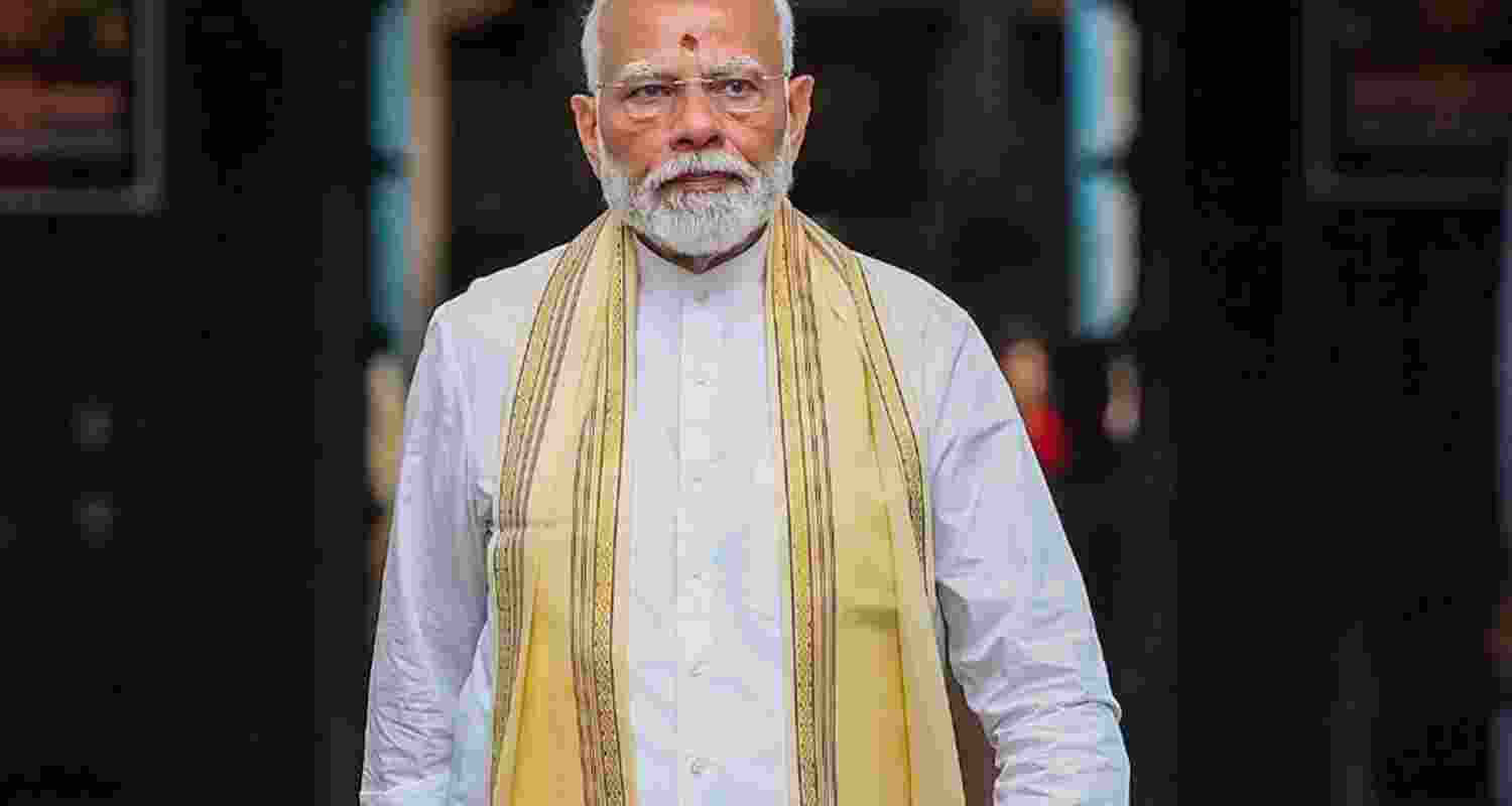 PM Modi will inaugurate the Sri Sri Radha Madanmohanji Temple complex in Mumbai.