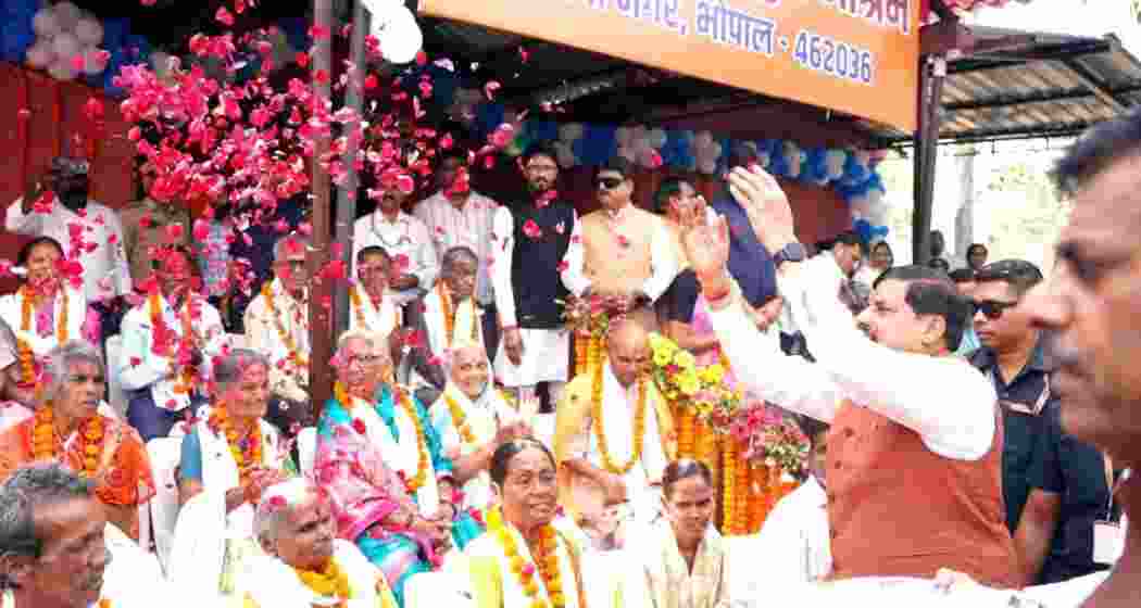 MP CM Mohan Yadav spends birthday with leprosy patients