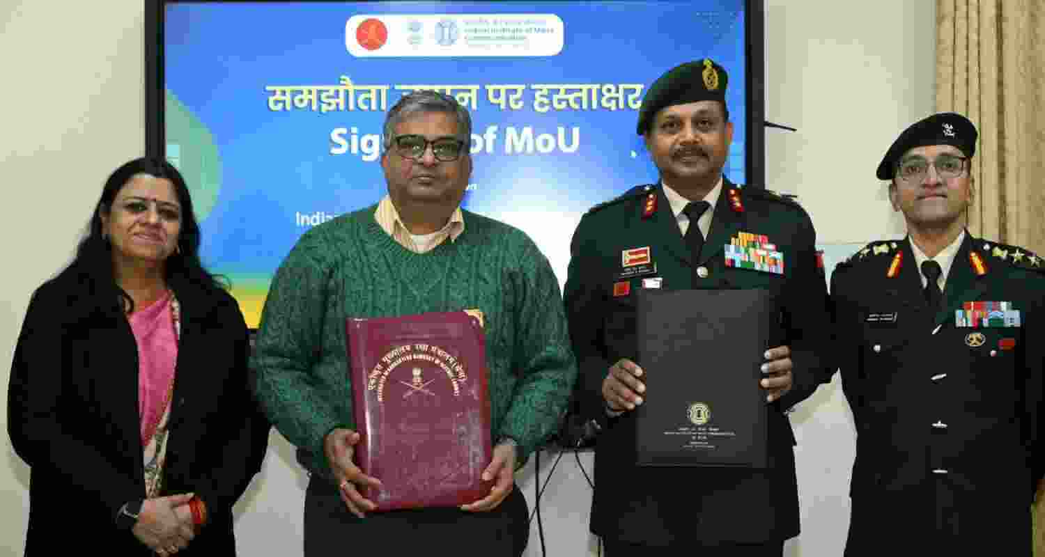 Army signs MoU with IIMC on strategic communication