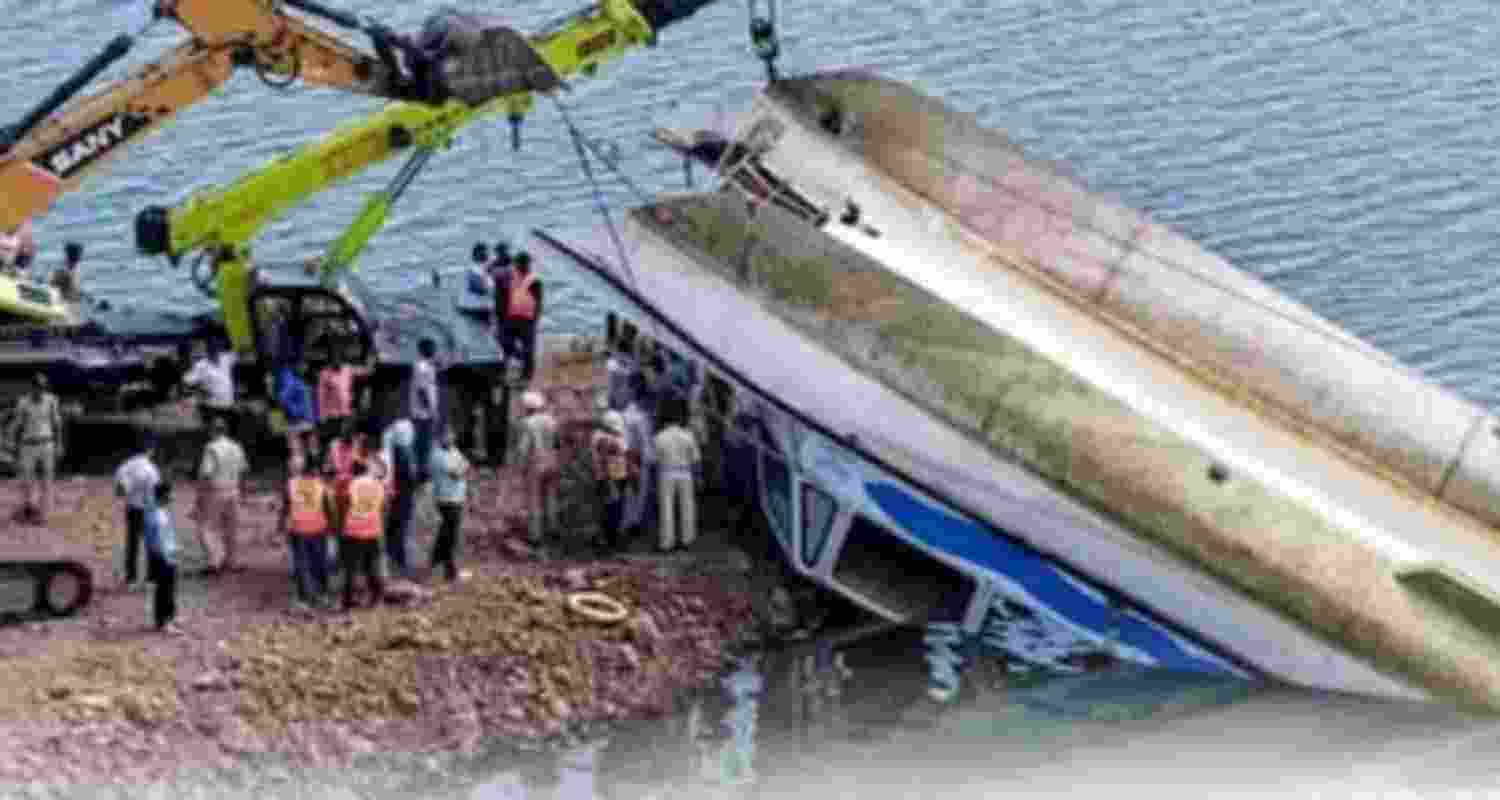 The incident occurred on April 30 in Jabalpur district when a vessel operated by the Madhya Pradesh Tourism Department capsised. 