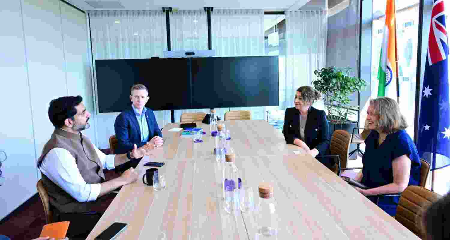 Andhra Pradesh IT Minister Nara Lokesh meets Seafood Industry Australia (SIA) CEO Veronica Papacosta and Engagement Manager Jasmin Kelleher to discuss partnerships in sustainable aquaculture and trade networking. 