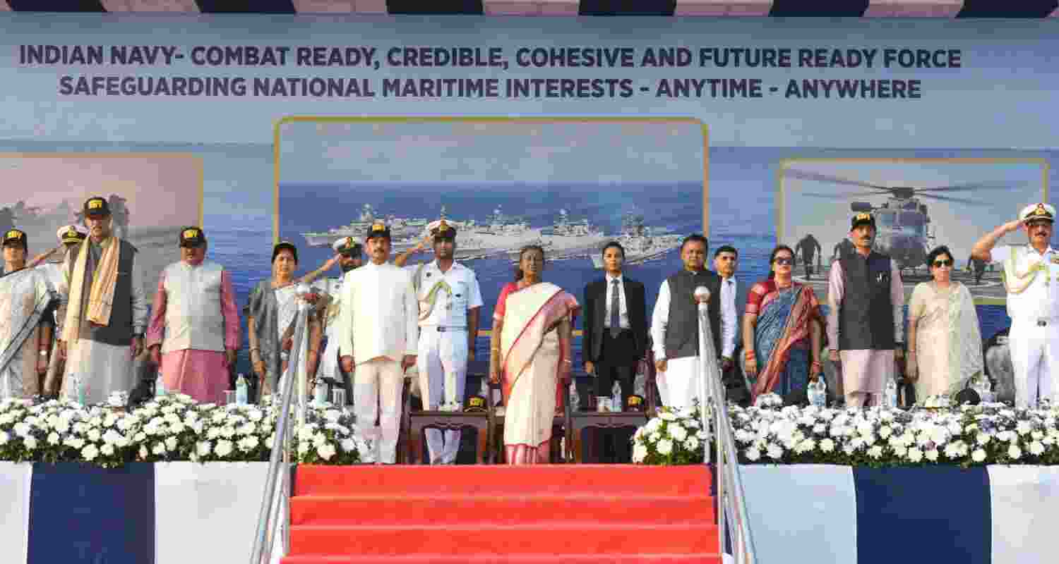 President Droupadi Murmu with Odisha Governor Raghubar Das, CM Mohan Charan Majhi and others attend Navy Day celebrations at Puri beach, Odisha, Wednesday. 