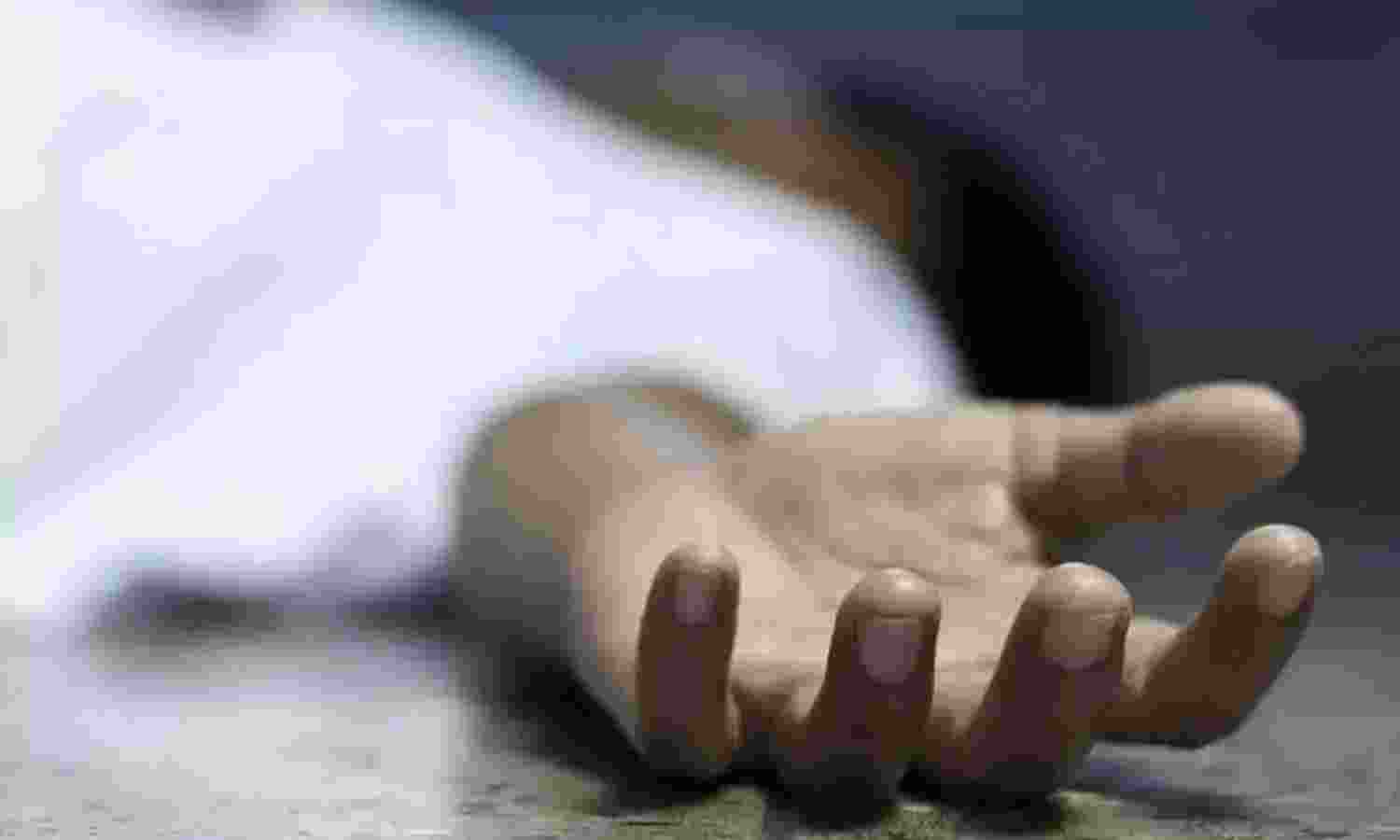 NEET aspirant hangs self in Delhi,family says exam row as trigger