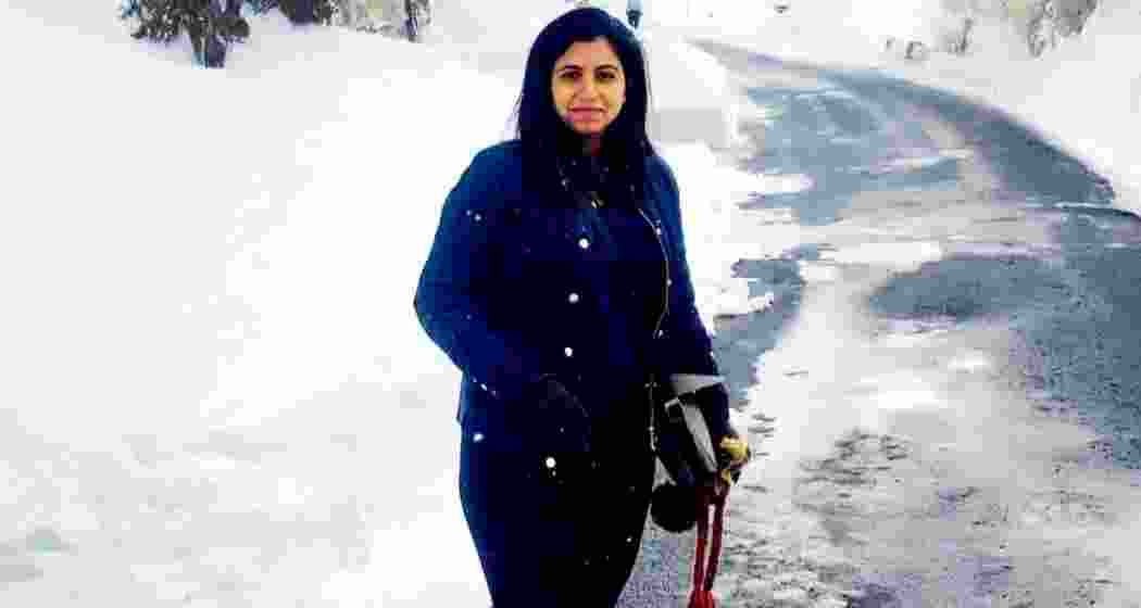 Nilam Shinde, a postgraduate student in California, remains in a coma following a road accident. The US is reviewing an emergency visa request for her family.