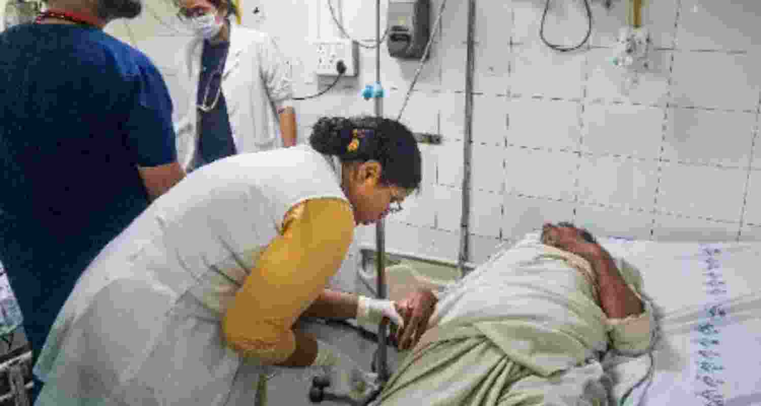 Delhi hospitals see spike in heat related cases, workers at risk